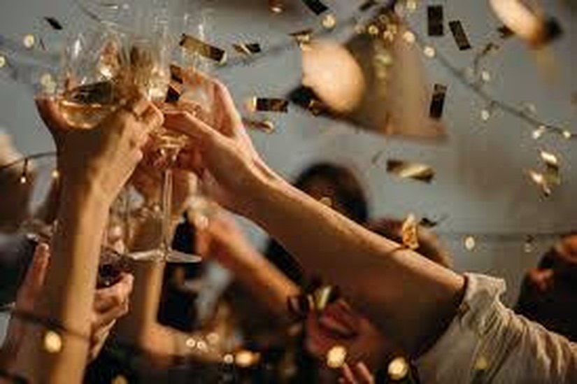 Celebración de cierre de año entre empresarios afiliados
